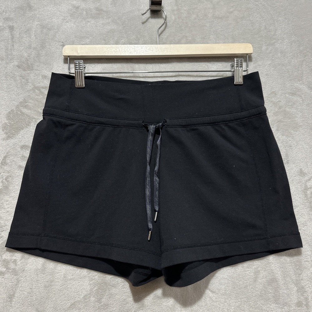 Lululemon Booty Shorts Women's Size‎ 8 Black Drawstring Activewear Gym Yoga Logo